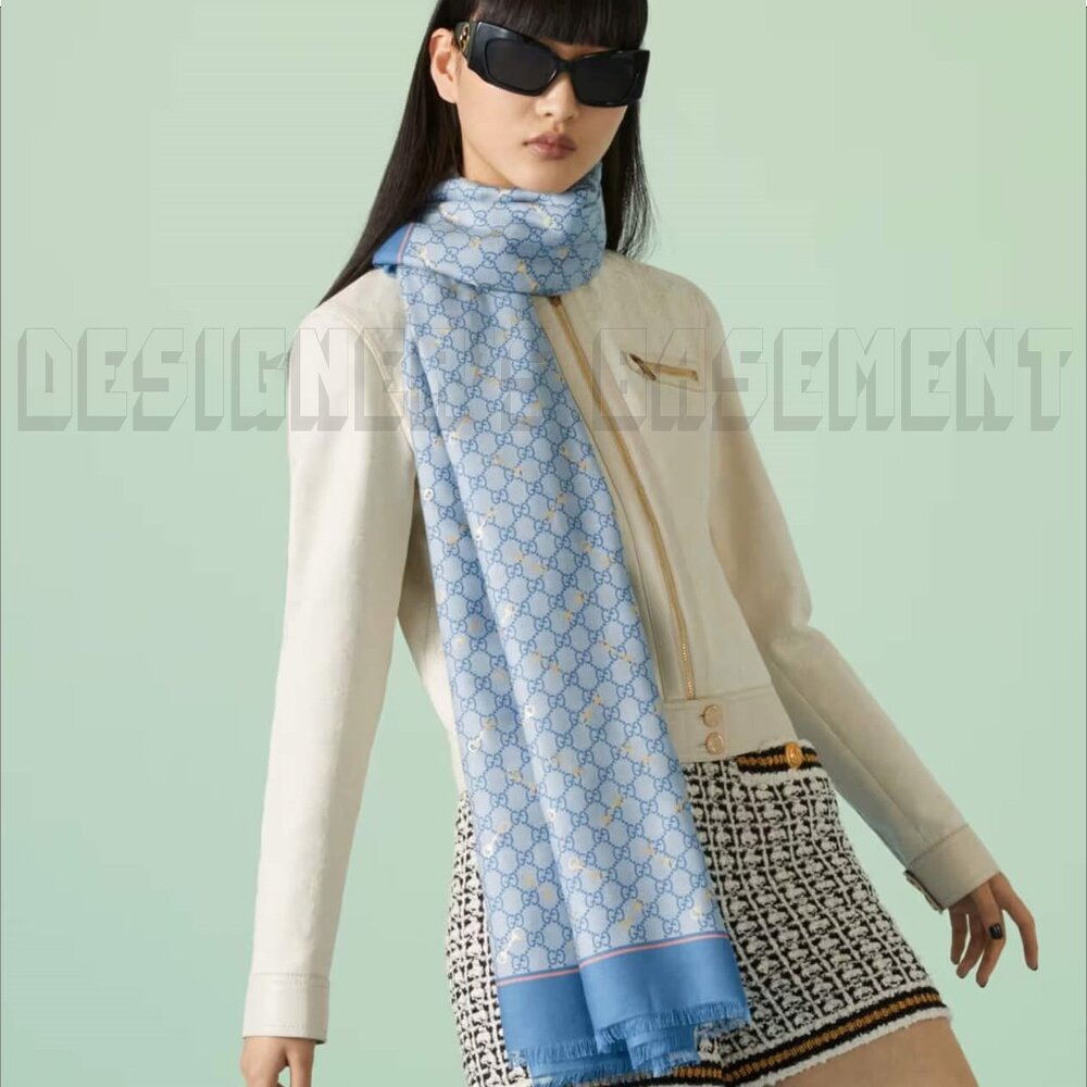 GUCCI blue GG with gold Horsebits print giant 53" - square modal/silk scarf NWT - Picture 5 of 9